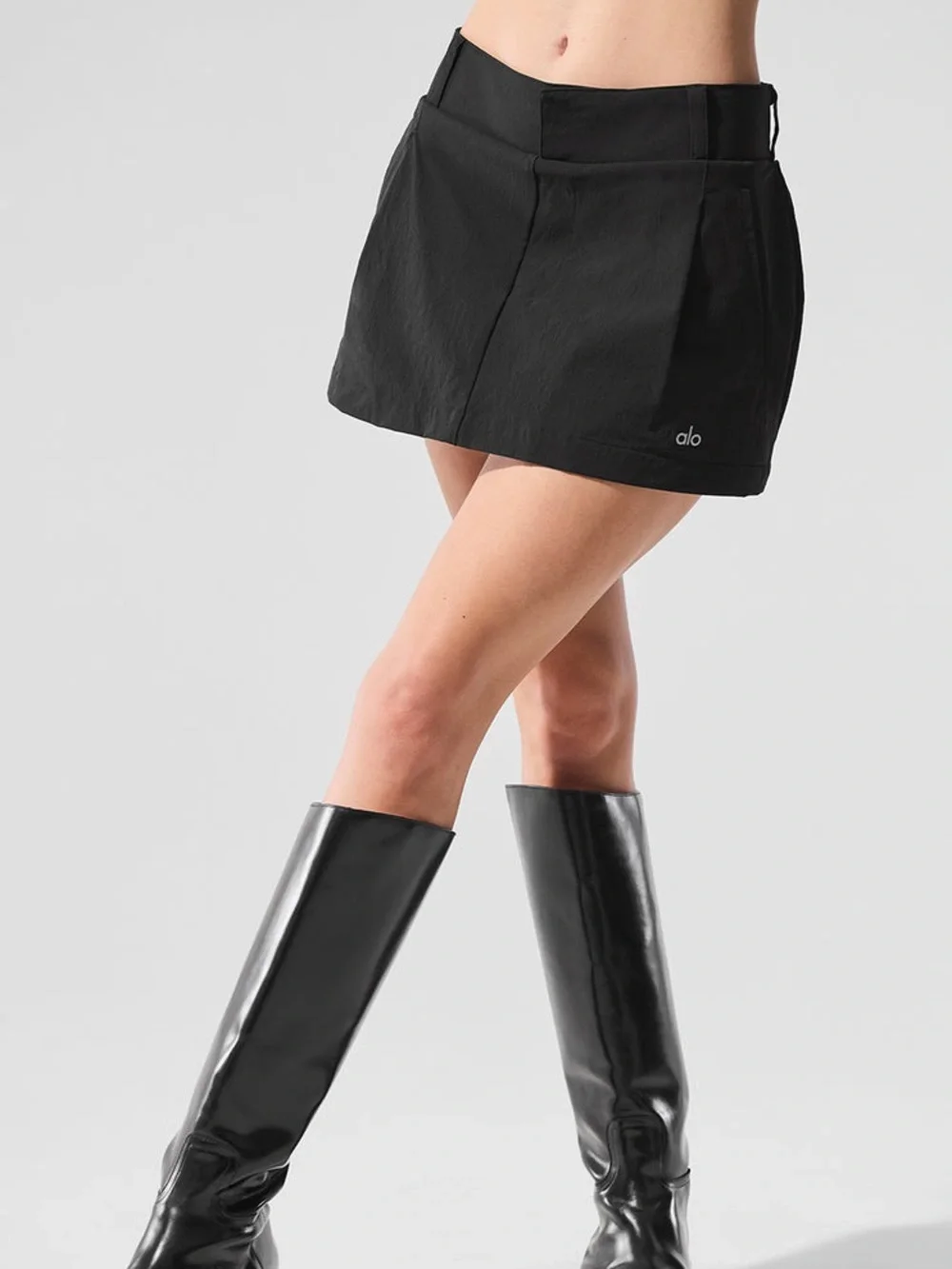 Alo Fan Club Mini Skirt in Black size small ❣️